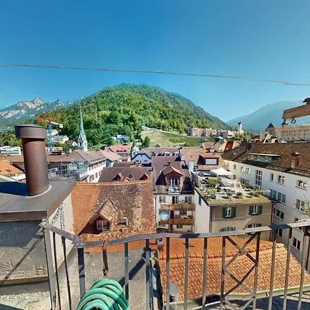 Solution-grischun - Altstadtwohnung - Zentral - Boxspringbett - Dachterrasse - Kaffe&tee Appartamento