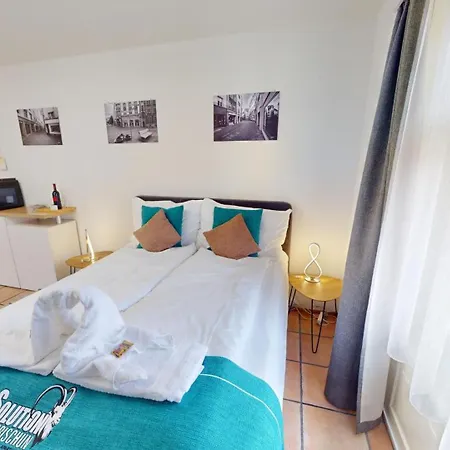 Solution-grischun - Altstadtwohnung - Zentral - Boxspringbett - Dachterrasse - Kaffe&tee Appartamento Coira