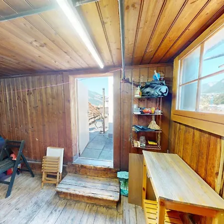 Solution-grischun - Altstadtwohnung - Zentral - Boxspringbett - Dachterrasse - Kaffe&tee Apartamento *